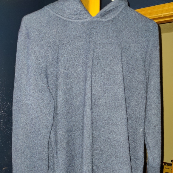Cashmere Project Hoodie - Picture 4 of 8